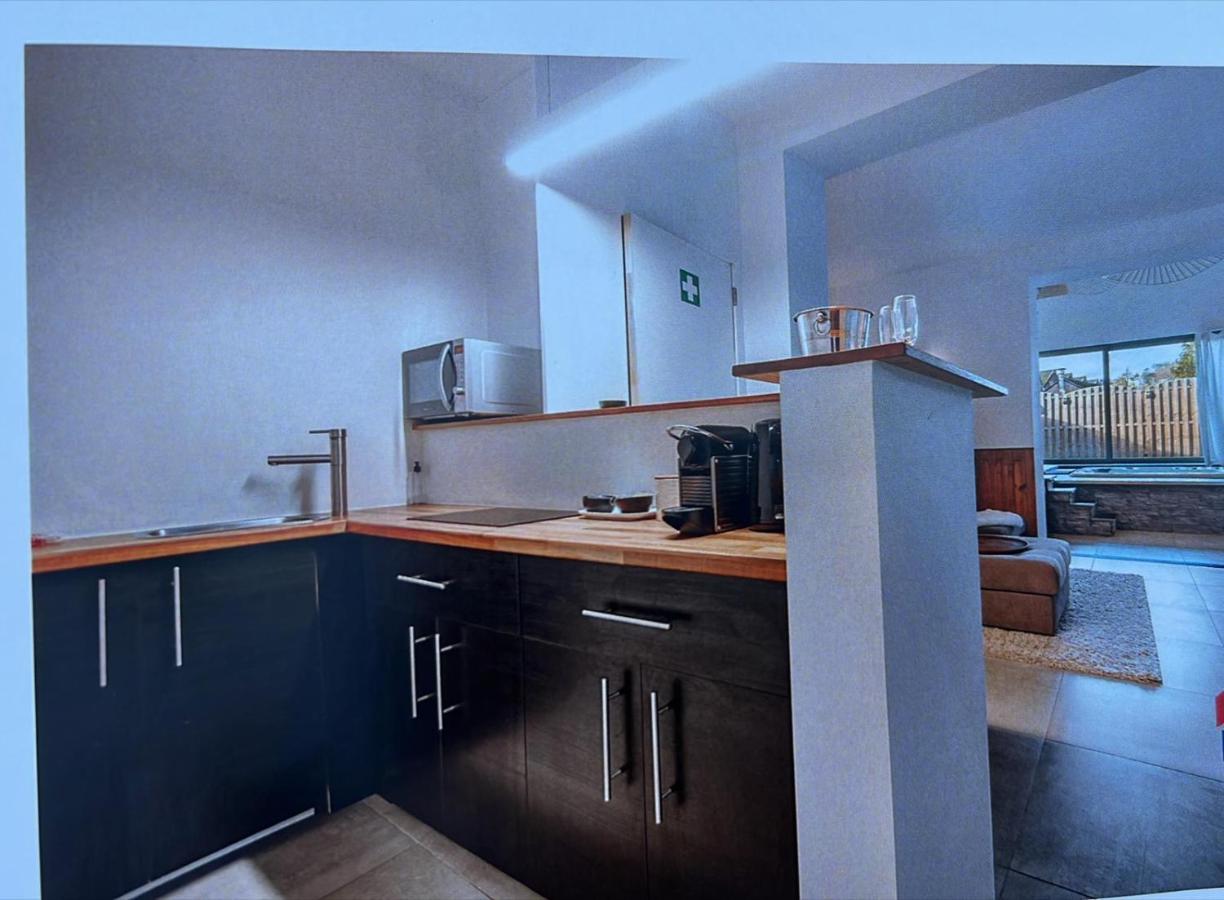 Wellness Loft Huy Apartment Екстериор снимка